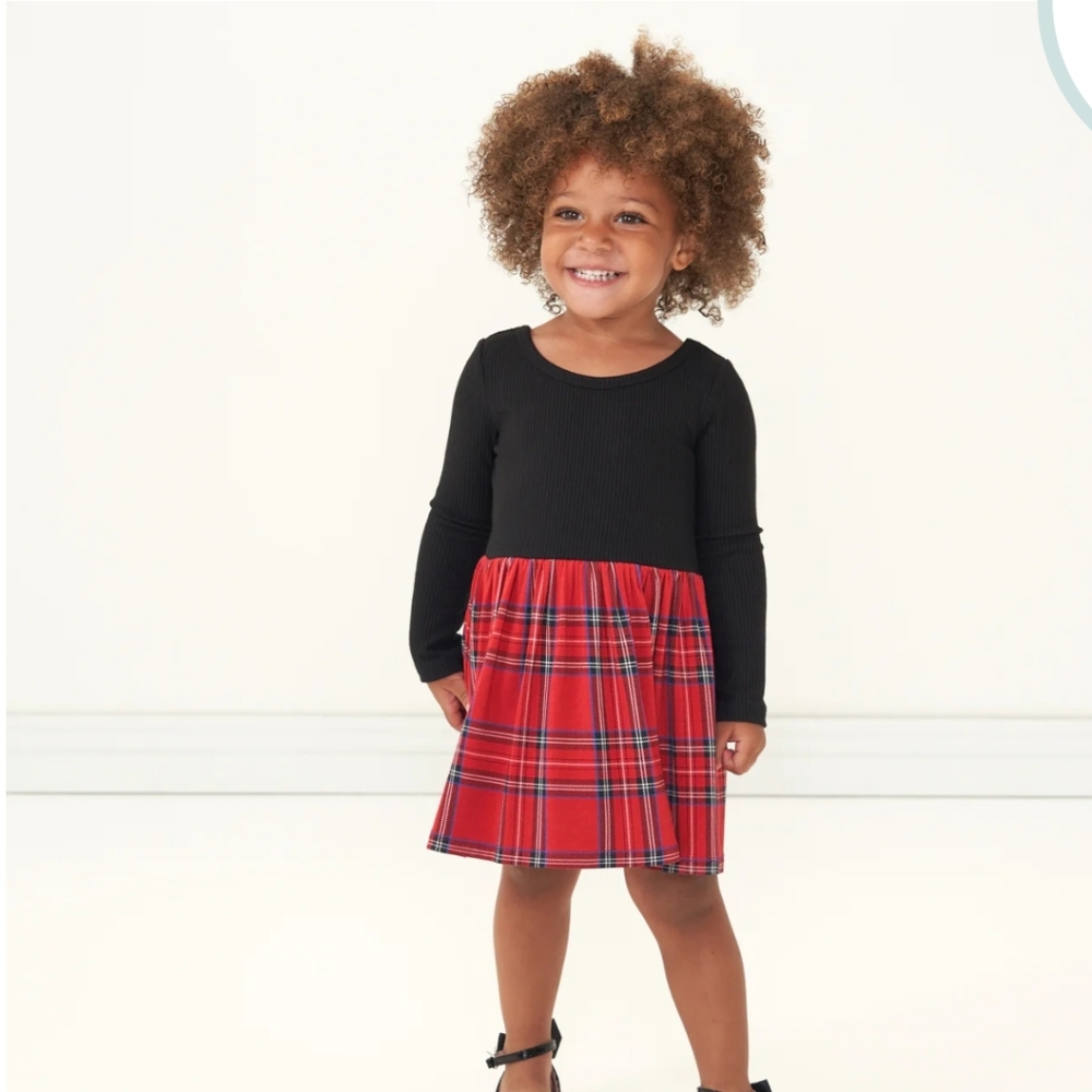 NWT little sleepies play plaid holiday twirl with body suit size 18 to 24 months